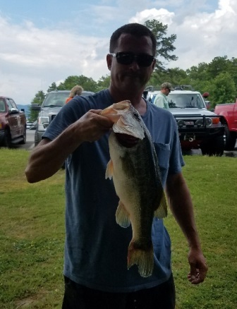 Chris Nix - nice 4.77 lber.jpg