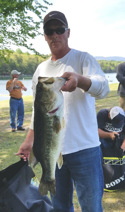 Pearson with nice 5.6 pounder.jpg