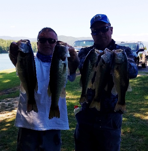 3rd Place - King & Bloomfield with 10.96 lbs.jpg