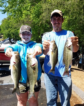 Cox & Swett with 10.66 pounds.jpg