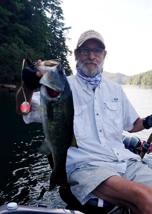 Woodall with 4 pounder.jpg