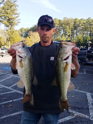 2nd Place - Derek with 15.48 lbs.jpg