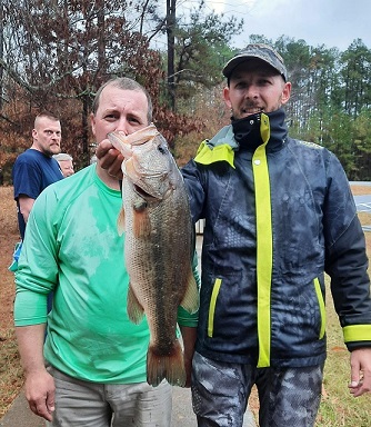 BIG BASS - Juistin & Eric w 5.66 lbs.jpg