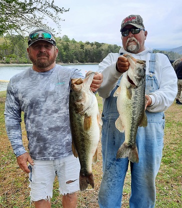 2nd Place & BIG BASS - Lusk & Holcombe with 21.51 & 7.91 BF.jpg