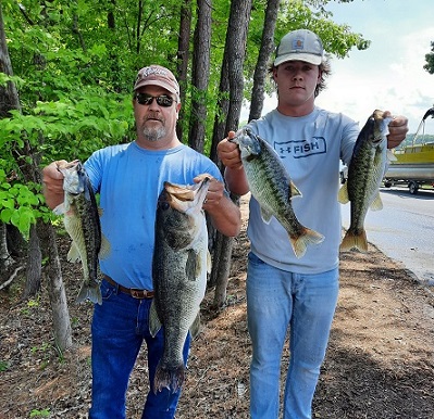 1st Place & BIG BASS- Roach & Roach with 15.96 lbs - BIG was 8.5 lbs.jpg