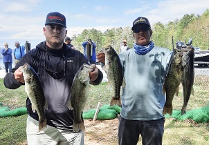 Hunter & Williams with 14.36 lbs.jpg