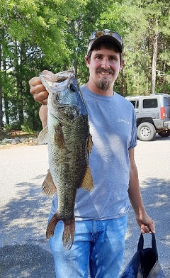 Lane Swett with nice 4 lber.jpg